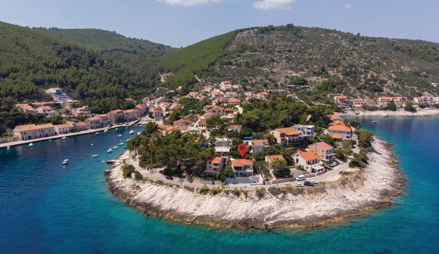 Amazing home in Blato