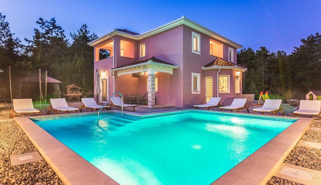 Amazing home in Imotski