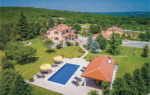 Amazing Home In Labin in Labin
