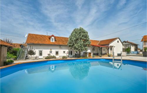 Amazing Home In Majerje With Sauna