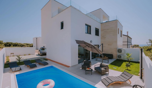Amazing home in Mandre in Mandre