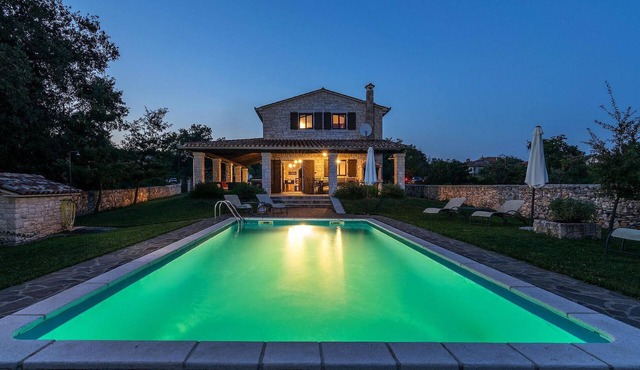 Amazing home in Tinjan in Tinjan