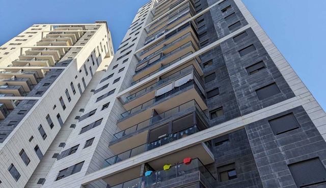 Amazing tower apartment at Karmei Gat in Kiryat Gat