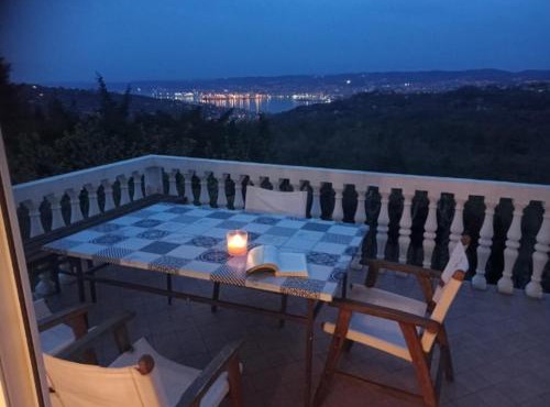 ANKARAN SOBE MARA in Koper
