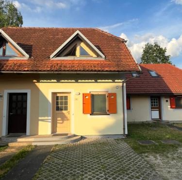 APARTMA BUQEZ-HOUSE 79 with Termal Riviera Čatež tickets in Čatež ob Savi