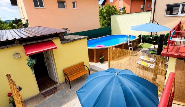 Apartman Josip with Pool