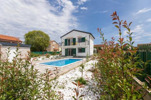 Apartman Vila Bugenvila