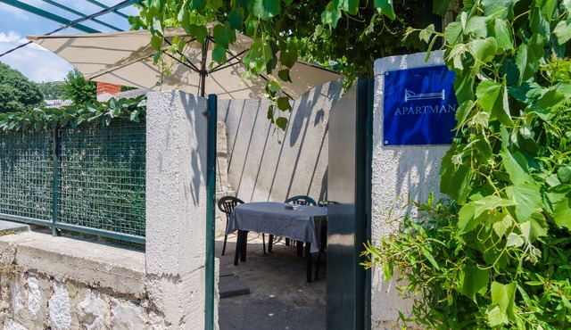 Apartment Adea - One Bedroom Apartment with Terrace