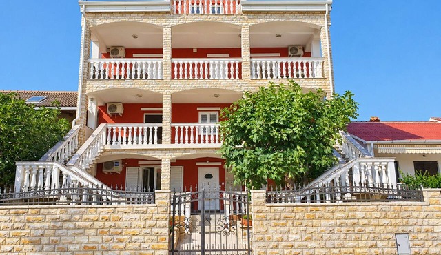 Apartment Bodulo 1 in Povljana