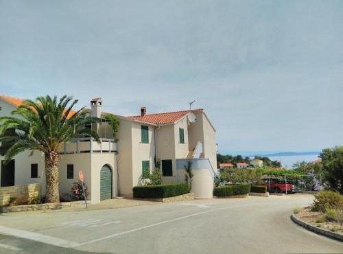 Apartment Davor in Sali