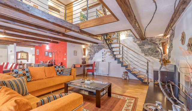Apartment Gal - Wine & Prosciutto, Dutovlje, Slovenia in Dutovlje