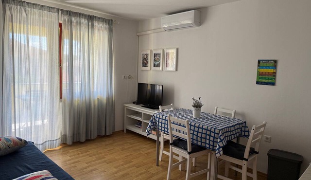 Apartment 'Josip with Sea View' with Sea View, Wi-Fi and Air Conditioning in Porat
