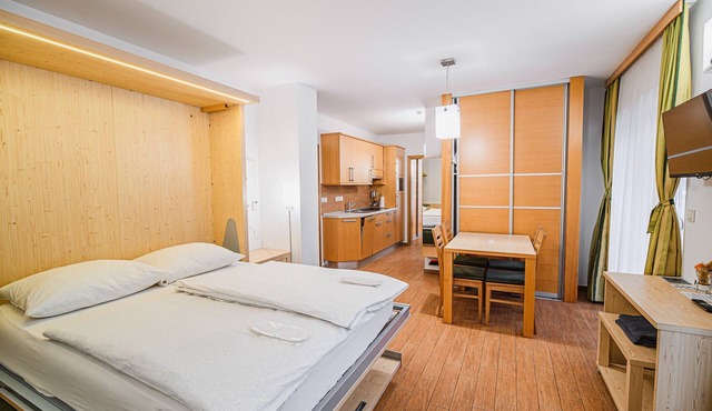 Apartment Kolpa with Indoor Pool & Wellness Area in Dragatus