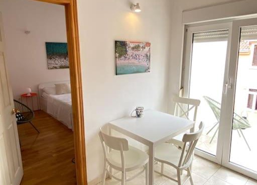 Apartment LAGANINI mit Balkon in Podstrana