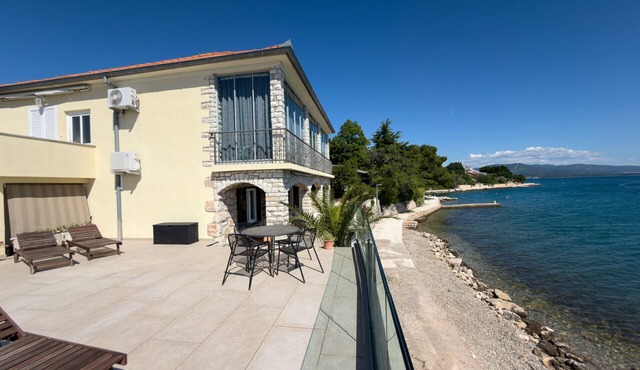 Apartment Laura 3 by the Sea