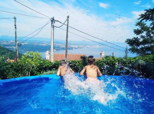 Apartment Mare with a magical sea view in Opatija