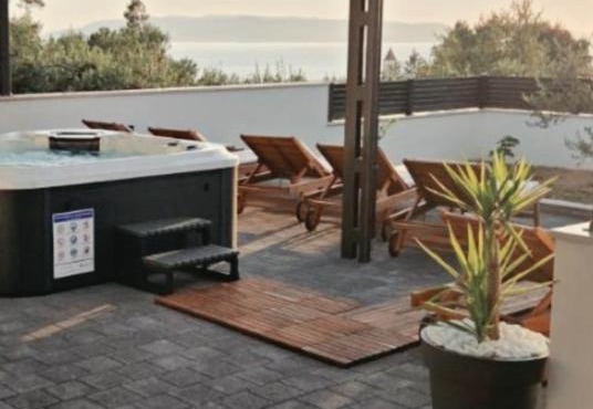Apartment Marina Sea View & Jacuzzi
