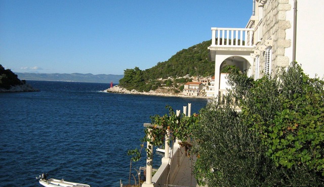 Apartment Mile - 10m from the sea A7(3+1) Il ponte dell comandante - Zaklopatica, Island