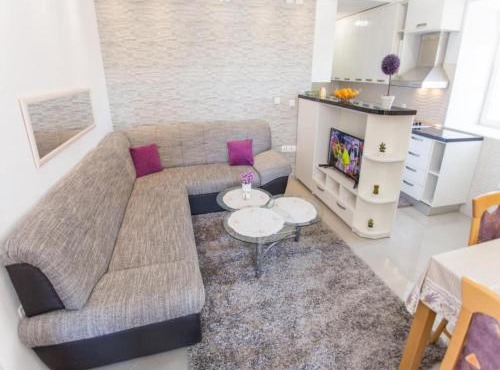 Apartment Moja - Two Bedroom Apartment with Terrace in Zaton Doli