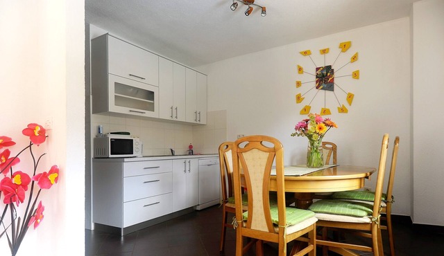 Apartment no. 5 with swimming pool