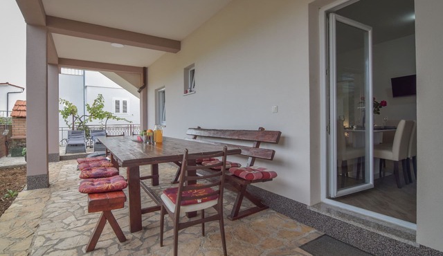 Apartment Pocrnja (29541-A1) - Rogoznica