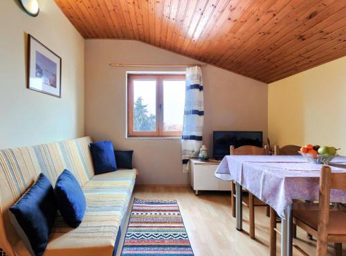 Apartment Ruža 2 by Interhome