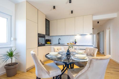 Apartment Ružmarin Residence J beach parking included