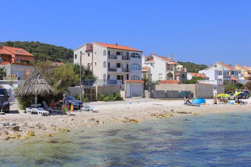 Apartment Slatine 14541c