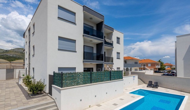 Apartment Sole by Interhome