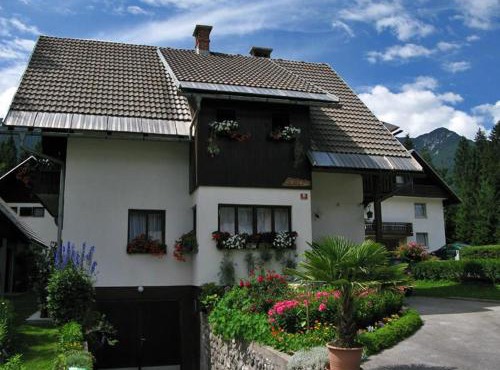 Apartment Ticar in Bohinj