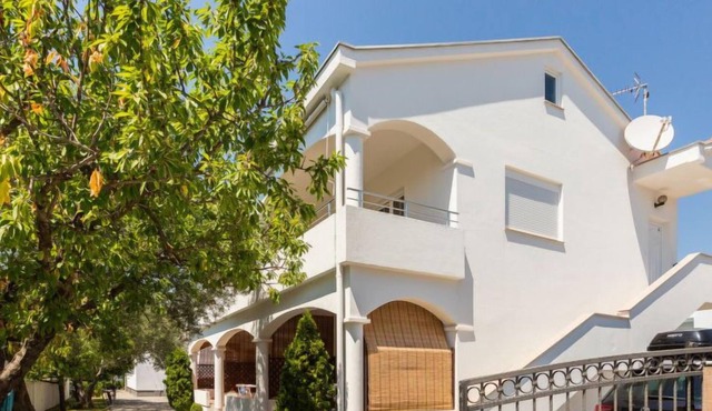 Apartment Tino" (ZAD510) in Zadar - 5 persons, 2 bedrooms in Zadar