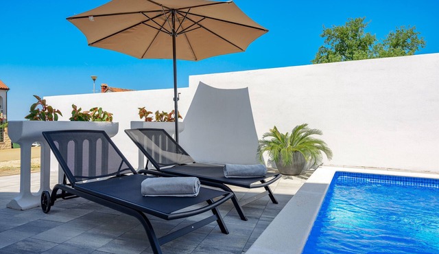 Apartment Vedran with heated pool in Poreč, Istria in Kukci