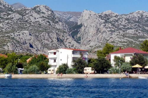 Apartments and rooms by the sea Seline, Paklenica - 6440 in Starigrad