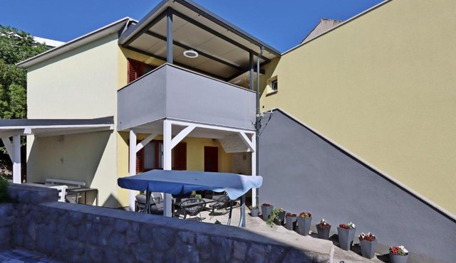 Apartments and rooms with parking space Crikvenica - 12305