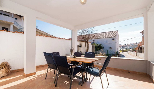 Apartments Anita Tribunj (82741-A1) - Tribunj