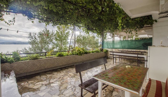 Apartments Anka 20m from the beach (31461-A1) - Duce