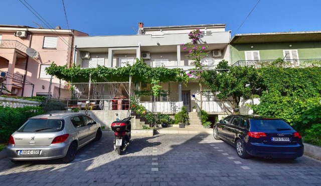 Apartments Bernarda in Makarska
