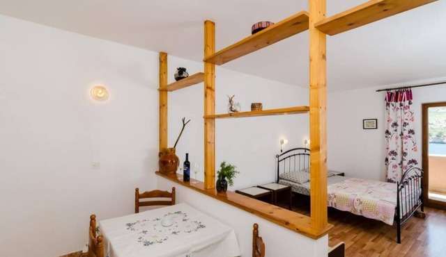Apartments Bezek - Studio Apartment with Sea View 2 in Trstenik