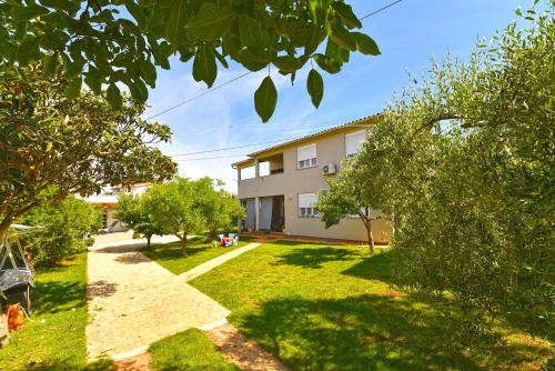 Apartments Blue 611