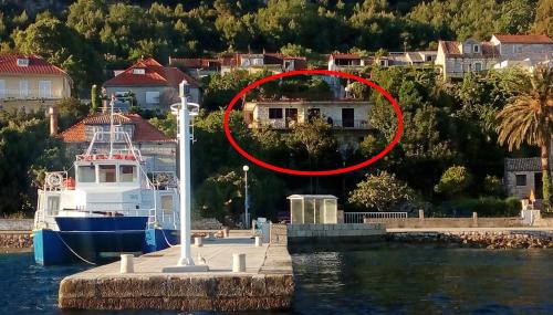 Apartments by the sea Kuciste, Peljesac - 12832 in Kučište