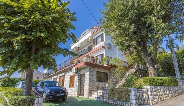 Apartments Dragica in Dramalj