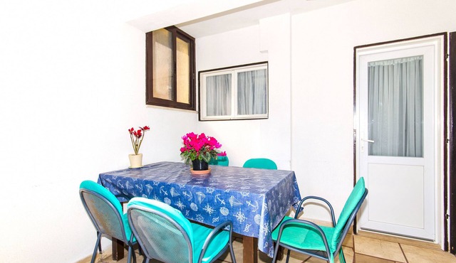 Apartments Kata (56821-A2) - Supetar - island Brac