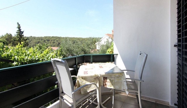 Apartments Emily (103701-A1) - Vrboska - island Hvar
