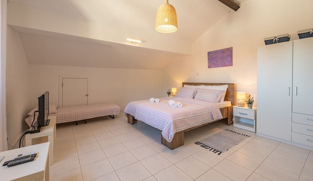 Apartments Iskra