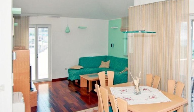 Apartments Ivo in Mlini