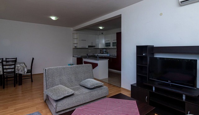 Apartments Janja (30131-A5) - Arbanija (Ciovo) in Arbanija (Ciovo)