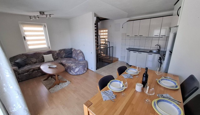Apartments Kastilac with sea view
