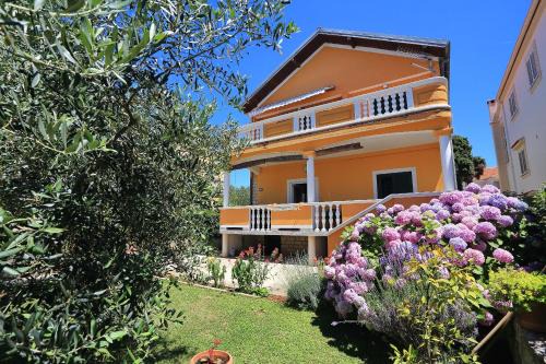 Apartments Kero in Bibinje
