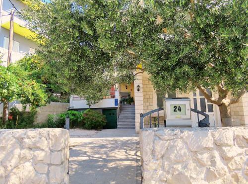 Apartments Kojan in Omiš