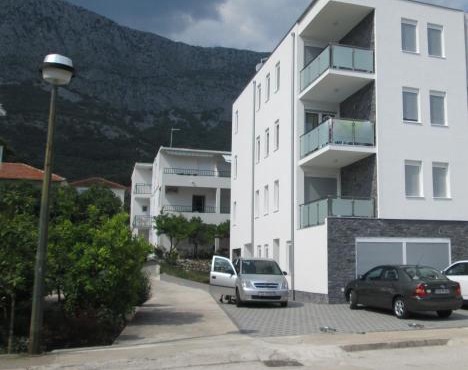 Apartments Lara